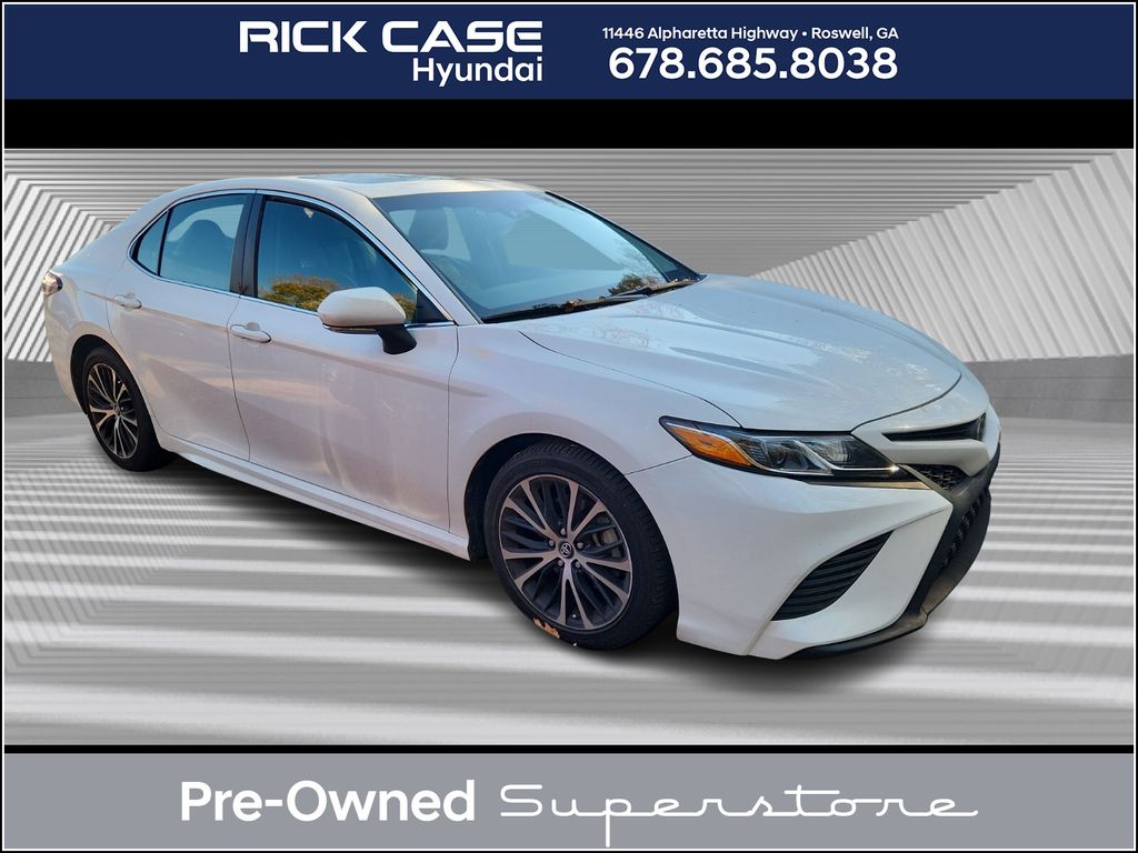 2018 Toyota Camry SE