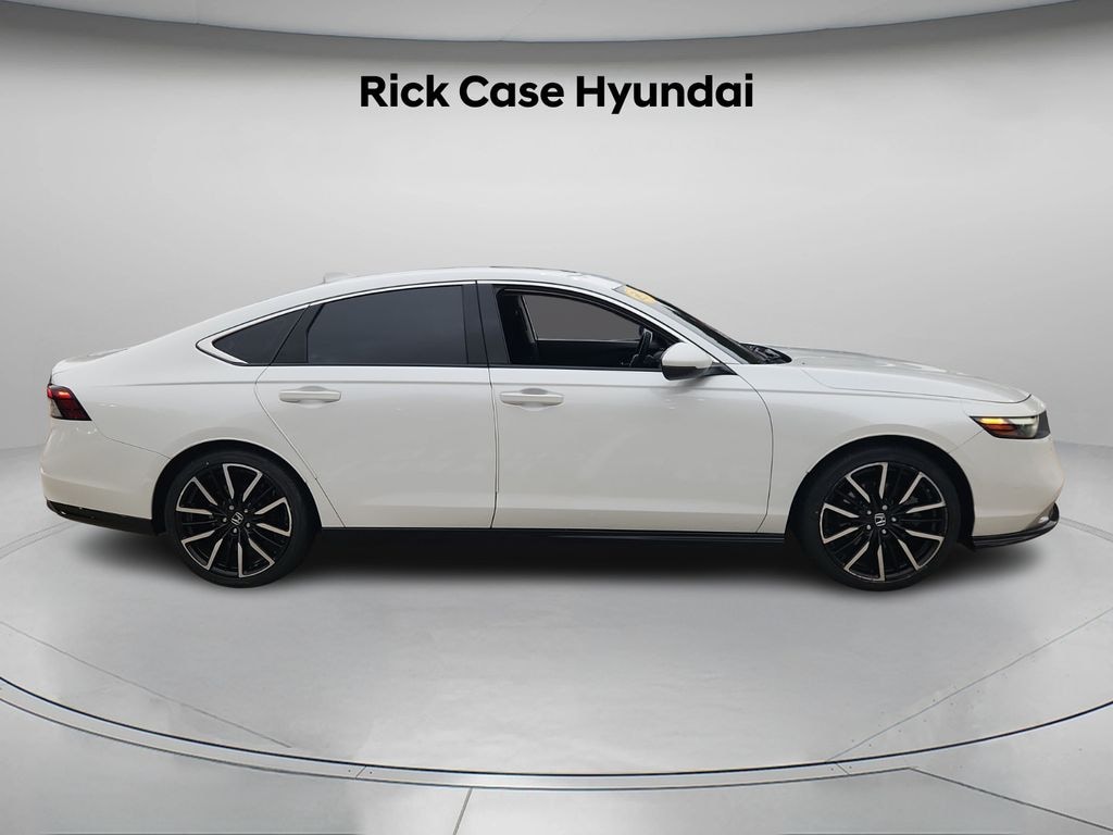 Used 2023 Honda Accord Hybrid Touring Sedan