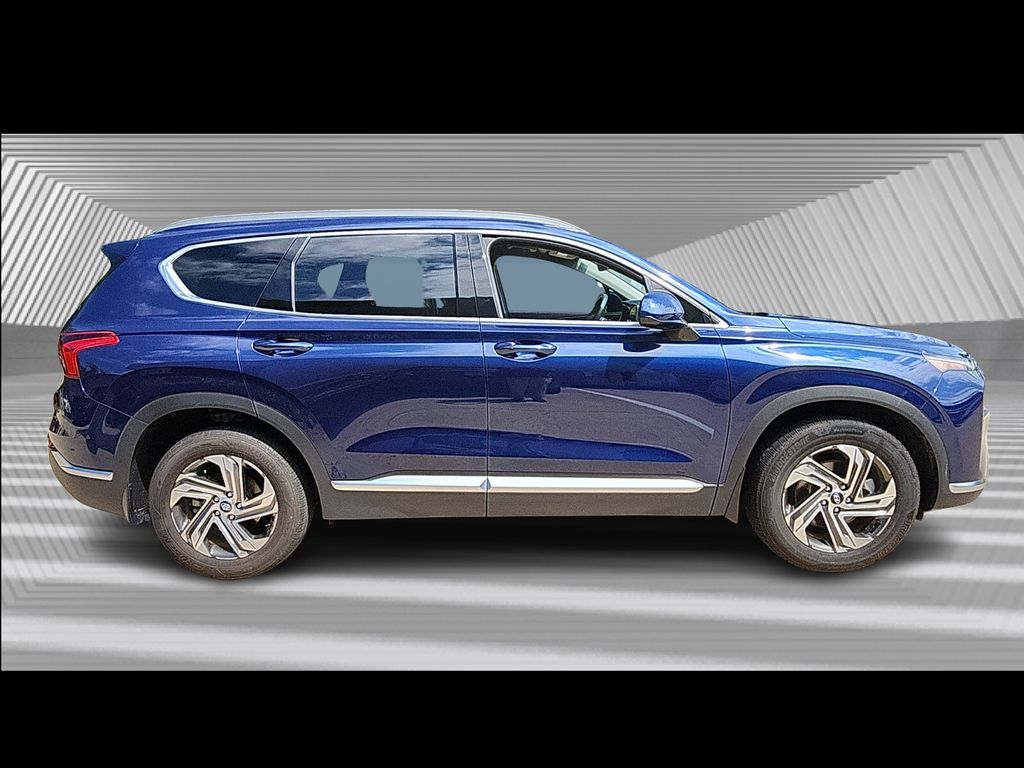 2022 Hyundai Santa Fe SEL photo 2