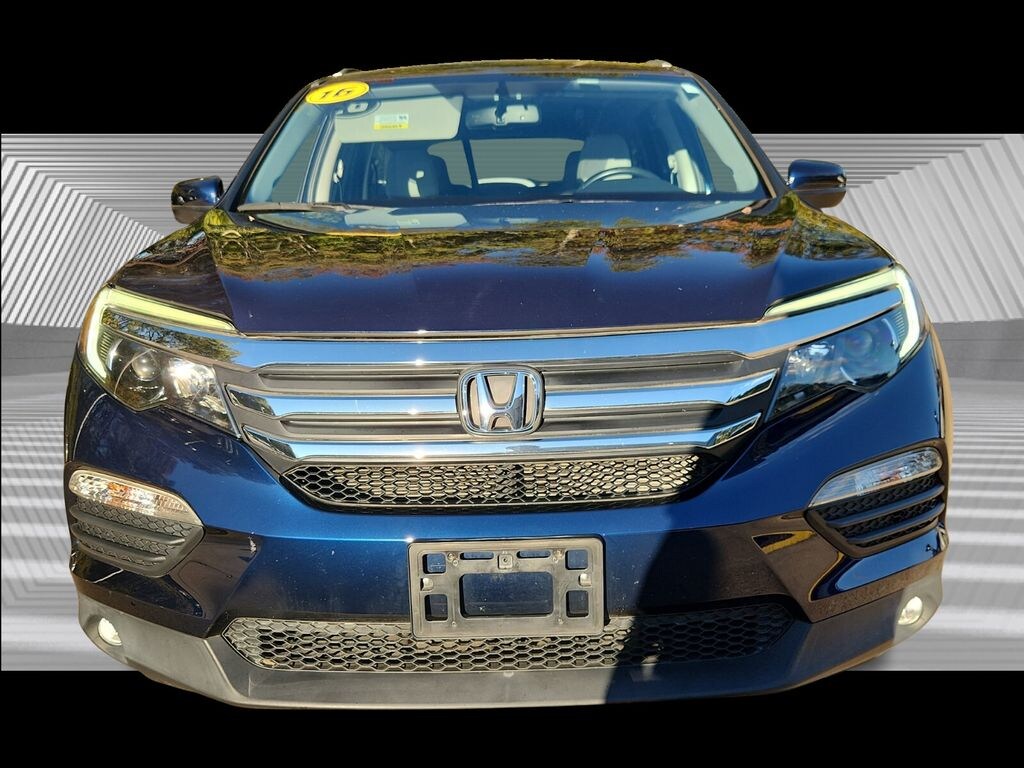 Used 2016 Honda Pilot EX-L w/Rear Entertainment System SUV
