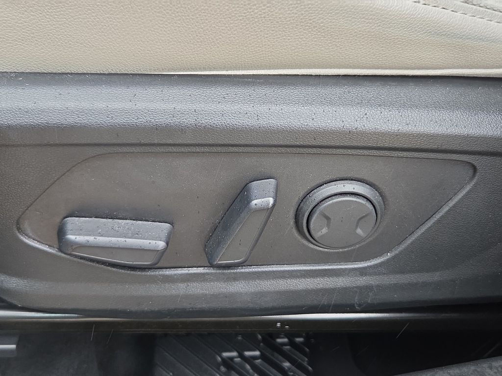 2023 Hyundai Tucson Limited - Photo 12