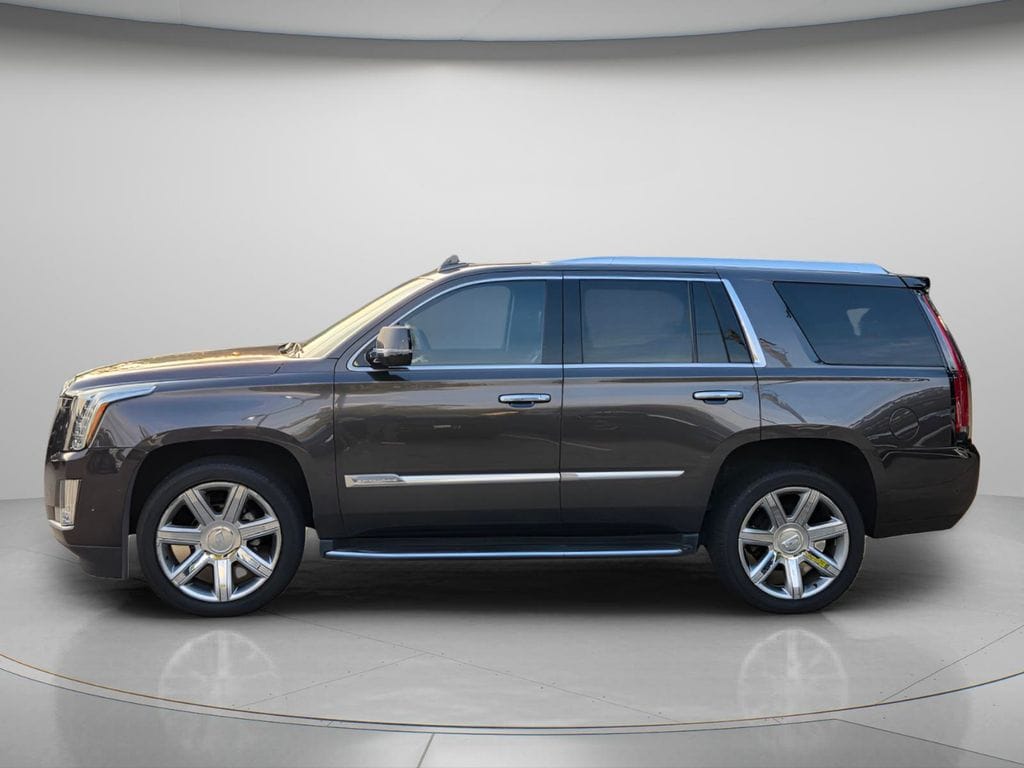 Used 2017 Cadillac Escalade Luxury SUV