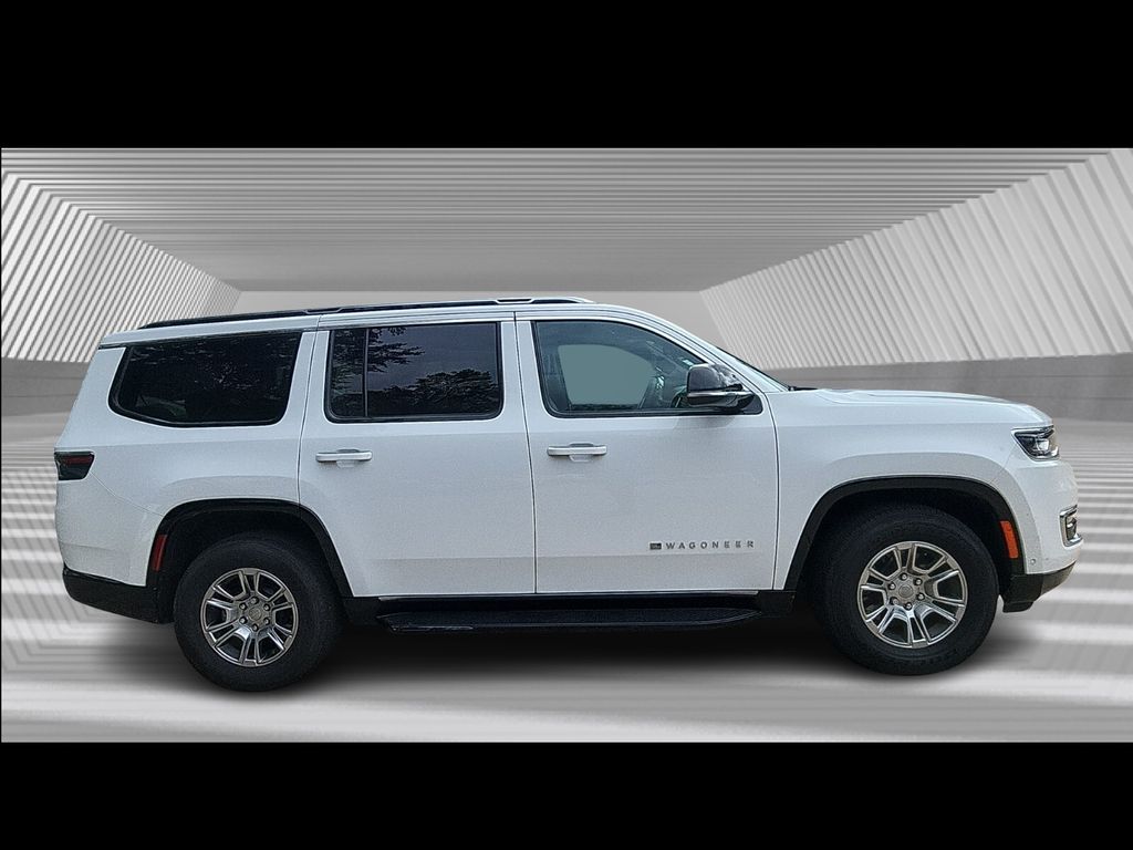 2023 Jeep Wagoneer Base photo 3