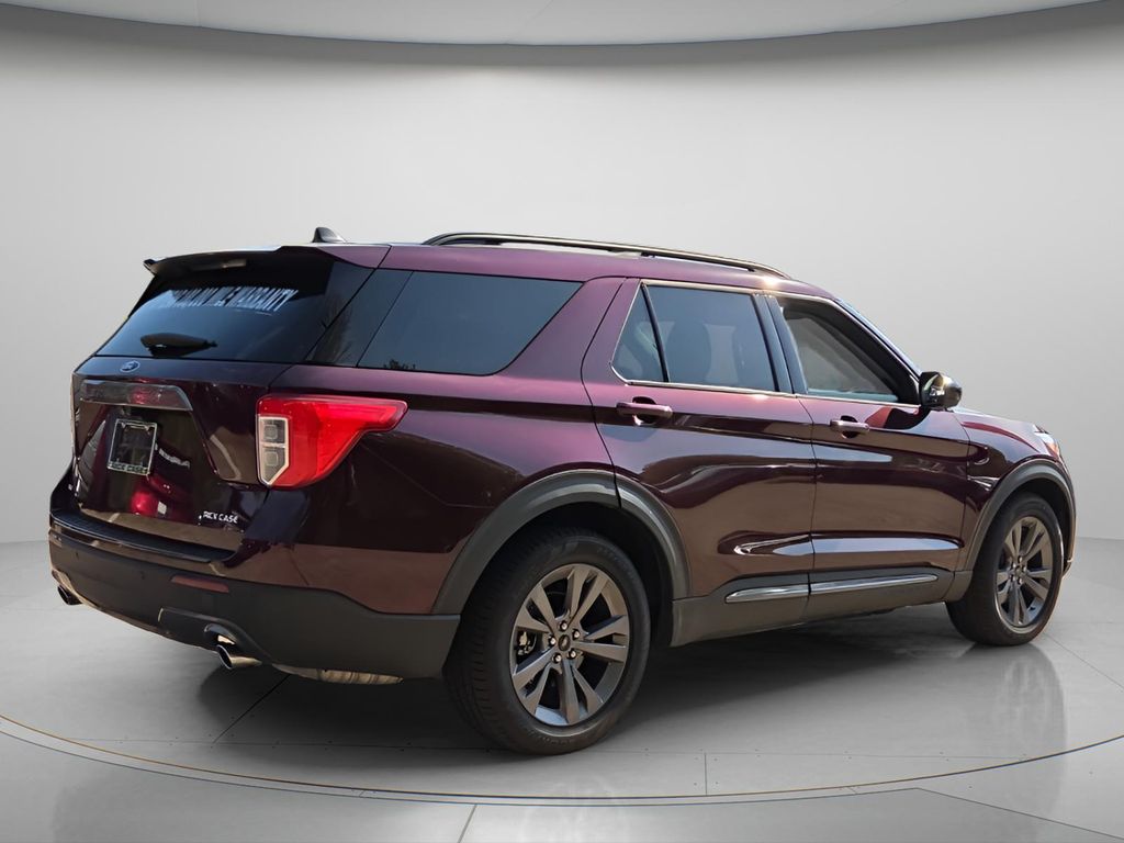 2022 Ford Explorer XLT - Photo 7