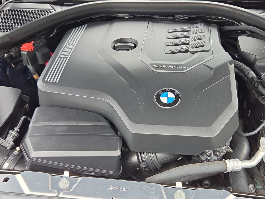 2023 BMW 3 Series 330i - Photo 10