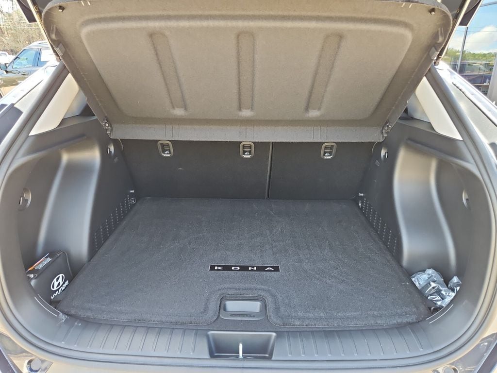 2026 Hyundai Kona SEL Premium - Photo 17