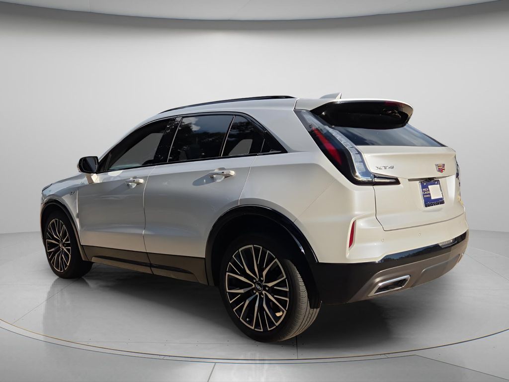 2024 Cadillac XT4 Sport - Photo 6