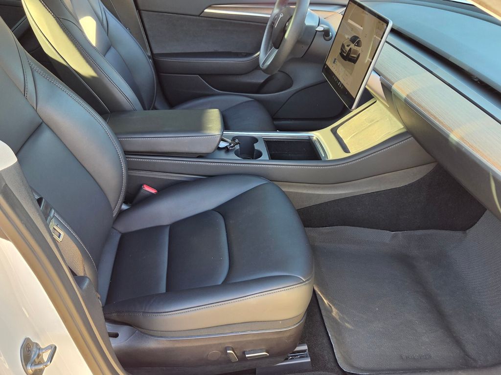 2023 Tesla Model 3 Performance - Photo 18