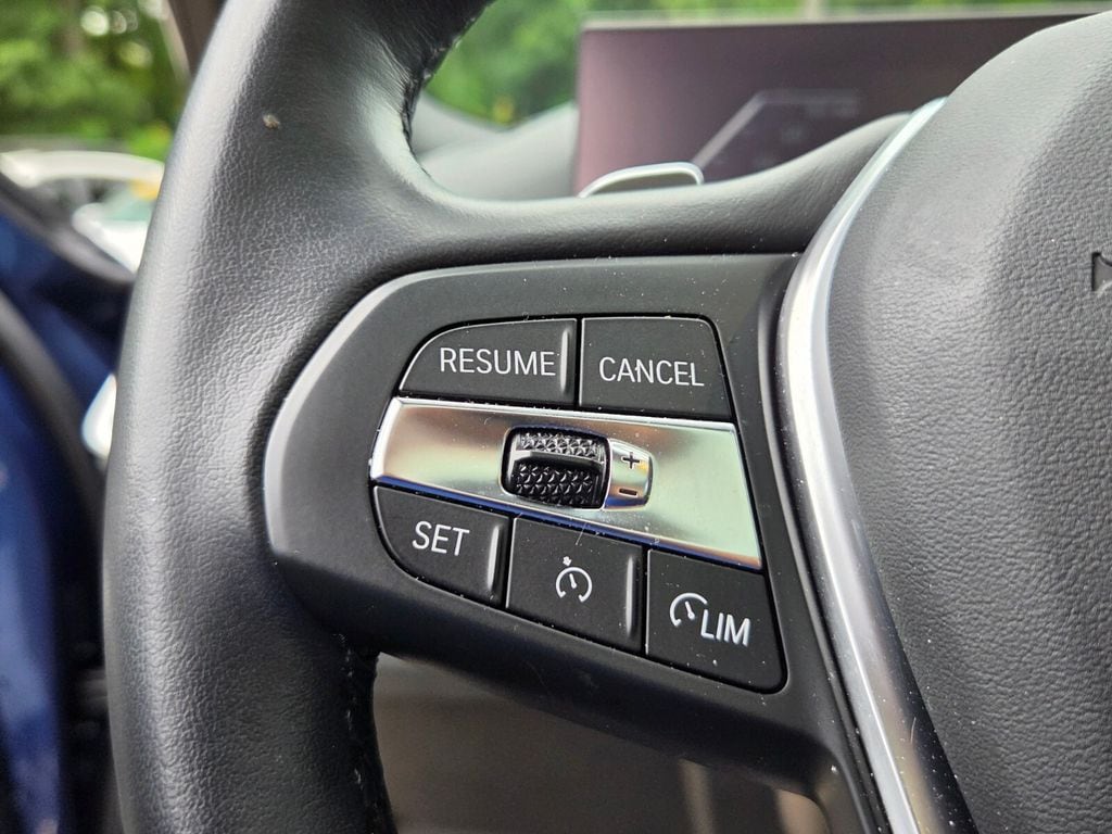2023 BMW 3 Series 330i - Photo 25