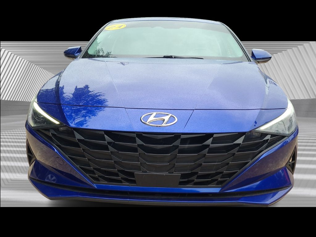 2023 Hyundai Elantra SEL photo 4