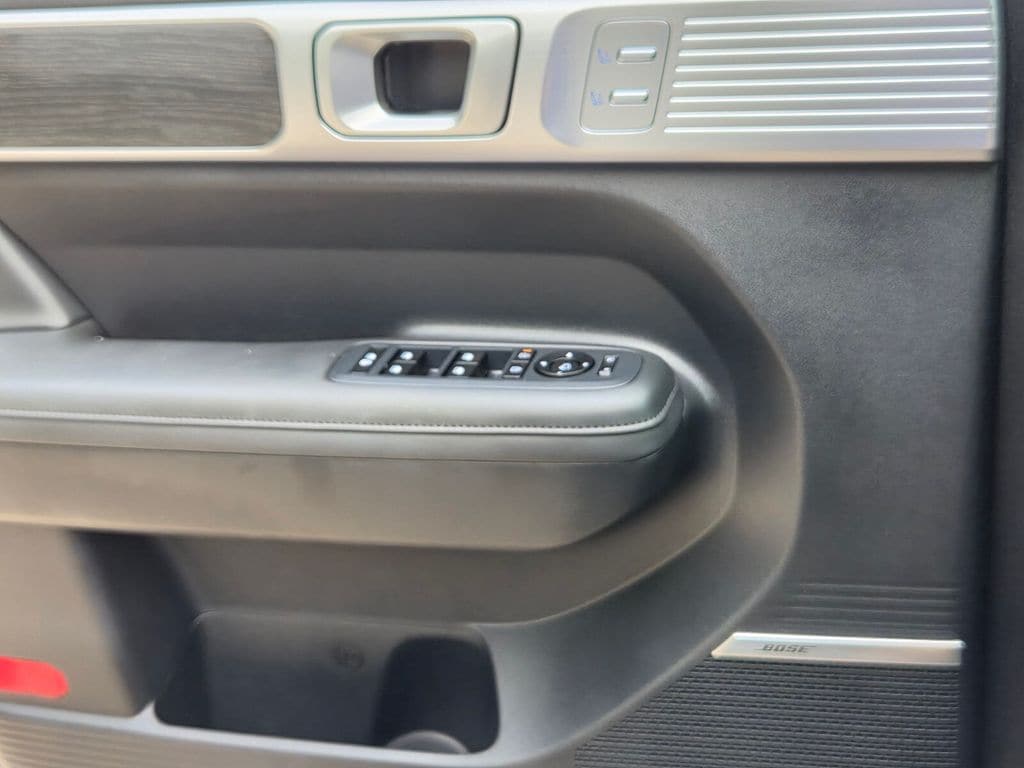 2026 Hyundai Santa Fe Limited - Photo 27