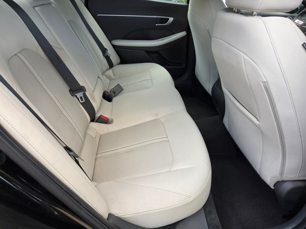 2024 Hyundai Sonata SEL - Photo 16