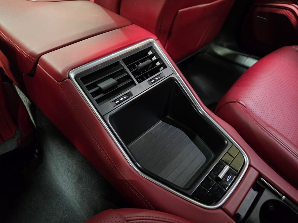2020 Porsche Panamera GTS - Photo 15