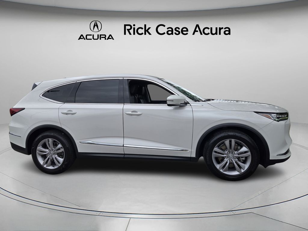 2024 Acura MDX photo 2