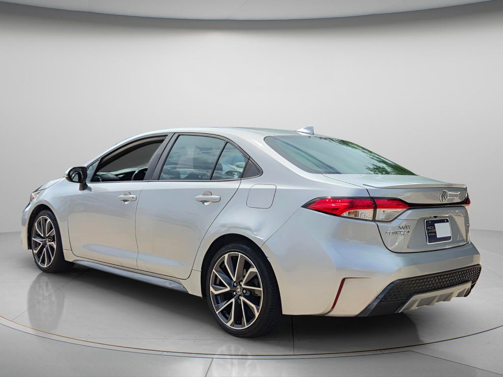 2020 Toyota Corolla SE - Photo 4