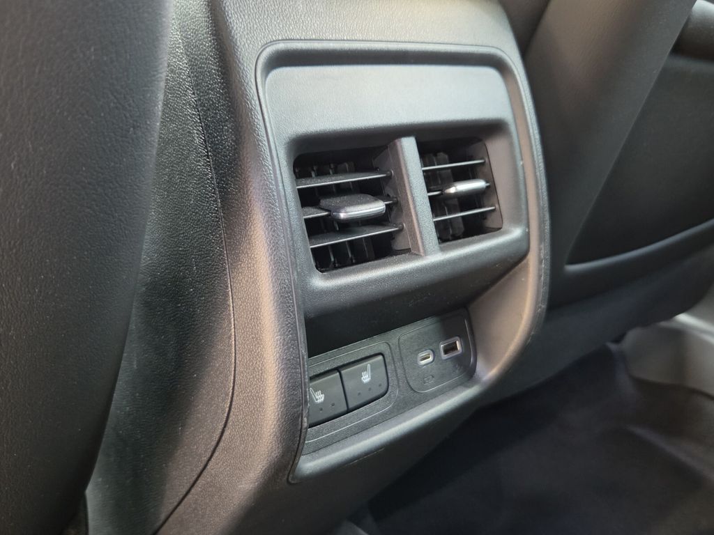2024 Cadillac XT4 Sport - Photo 14
