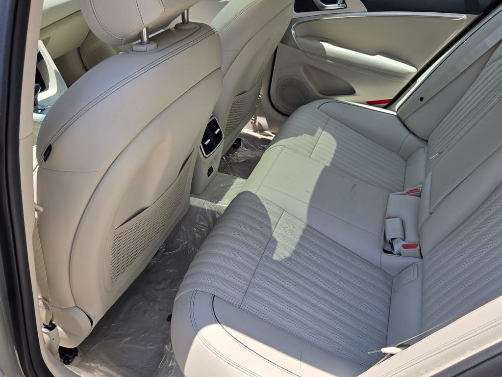 2026 GENESIS G70 Prestige - Photo 12