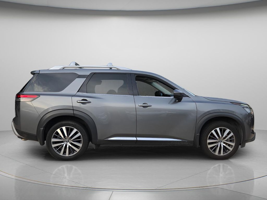 2022 Nissan Pathfinder Platinum - Photo 8