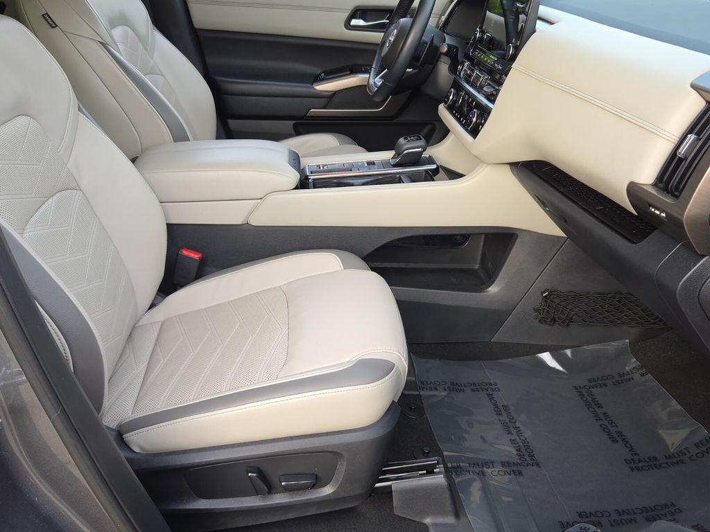 2022 Nissan Pathfinder Platinum - Photo 20