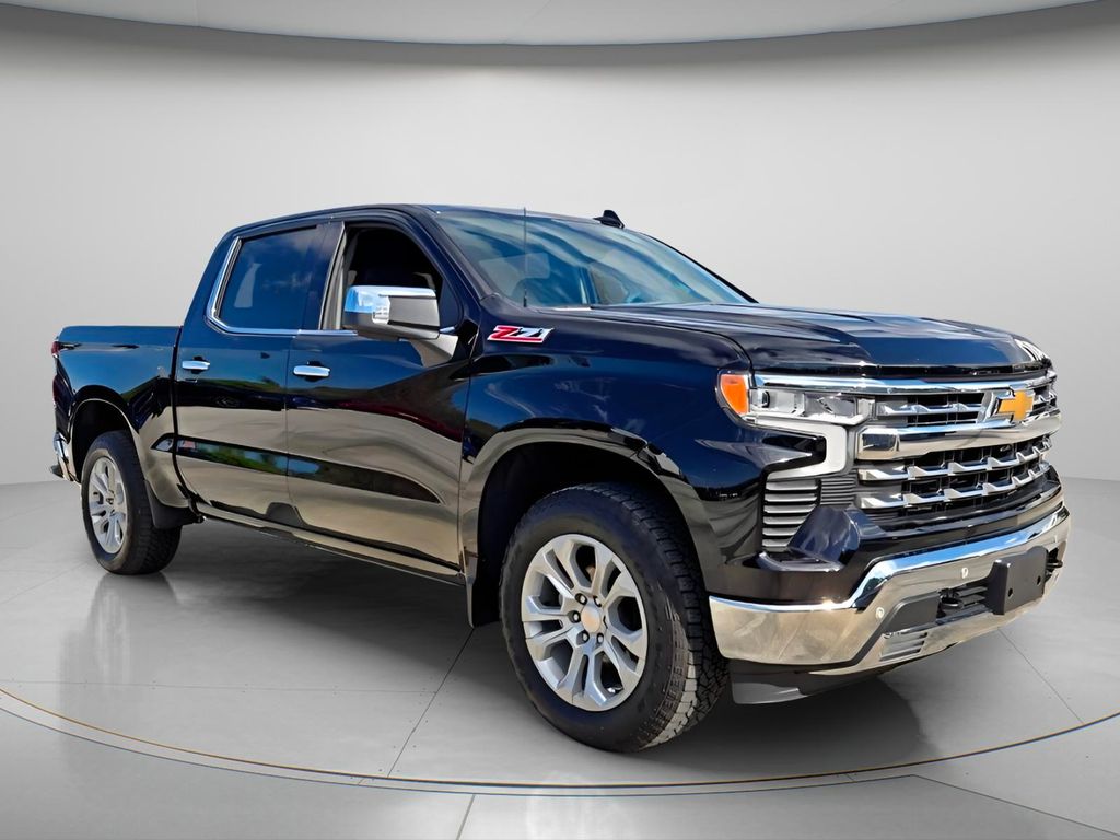 2025 Chevrolet Silverado 1500 LTZ - Photo 9