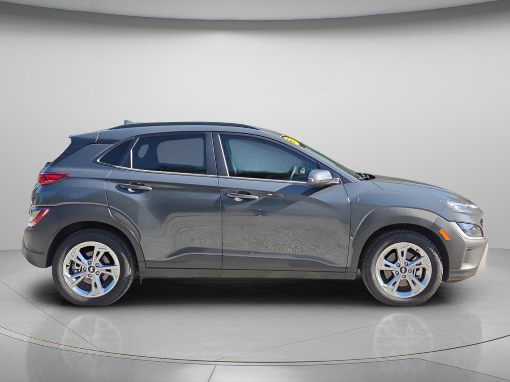 2023 Hyundai Kona SEL - Photo 8