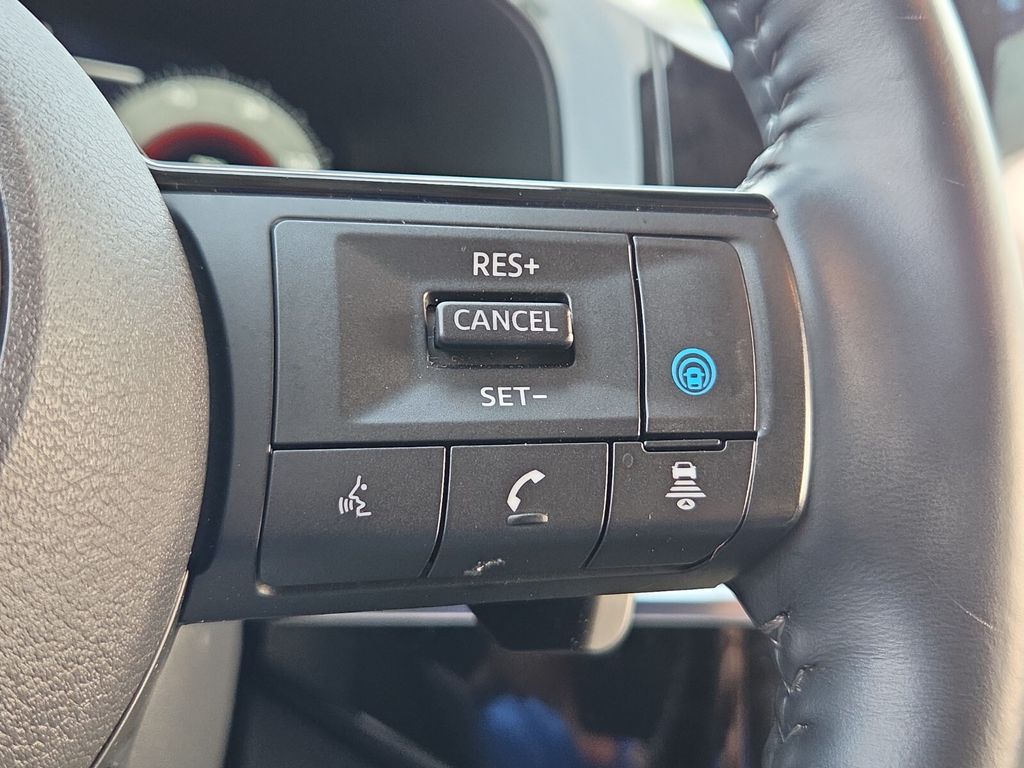 2022 Nissan Pathfinder Platinum - Photo 28