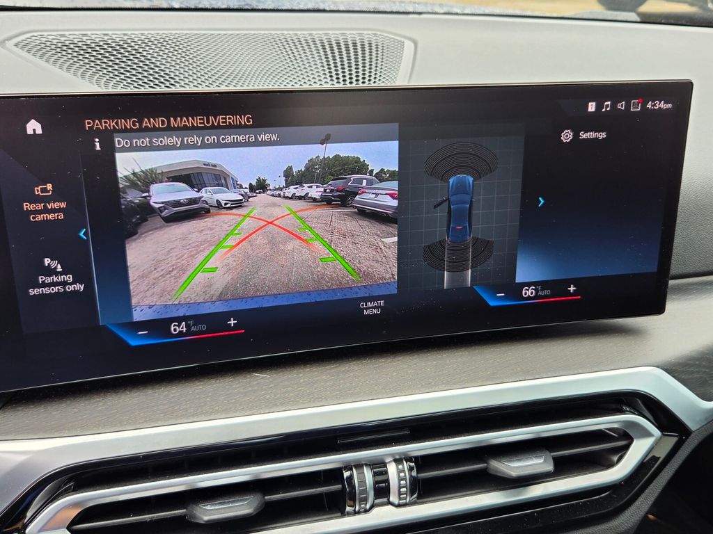 2023 BMW 3 Series 330i - Photo 23