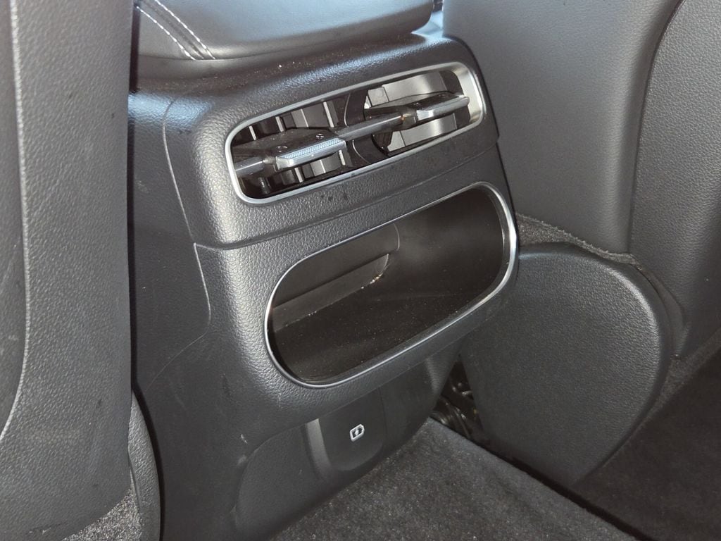 2025 GENESIS GV70 Standard - Photo 16