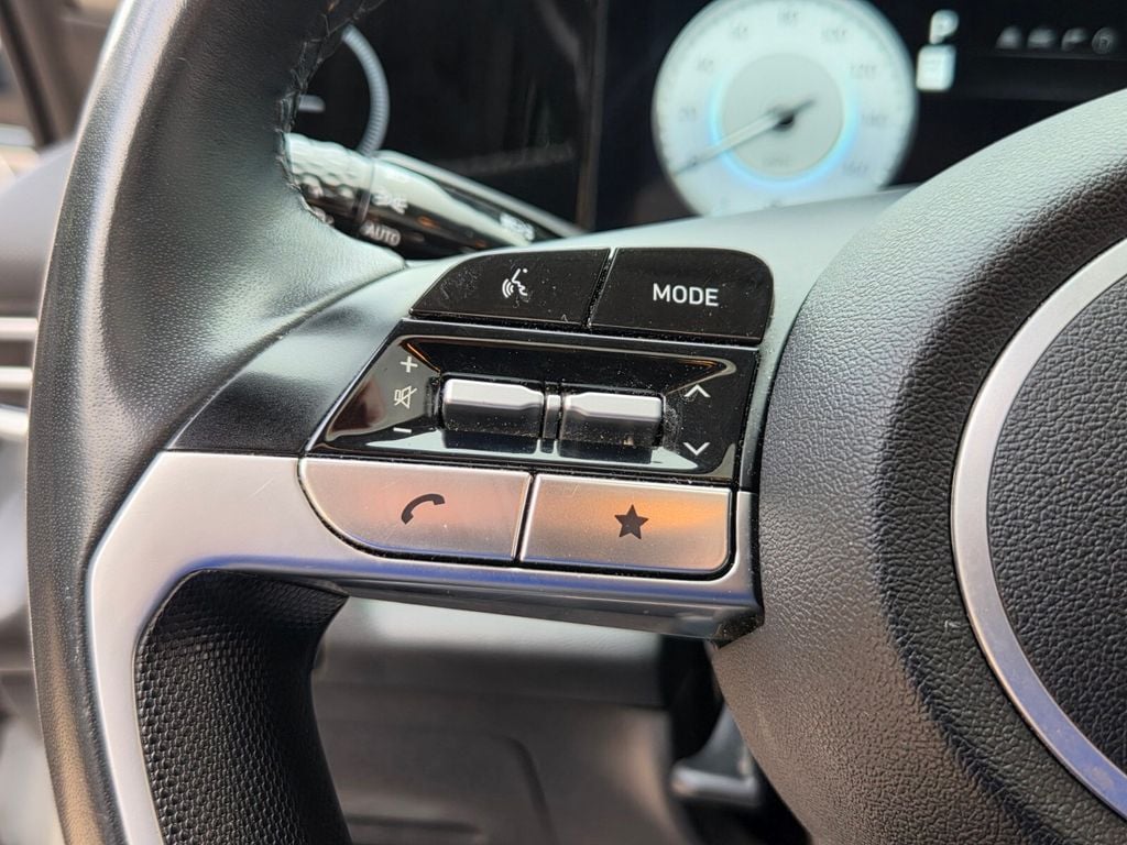 2024 Hyundai Elantra Limited - Photo 26