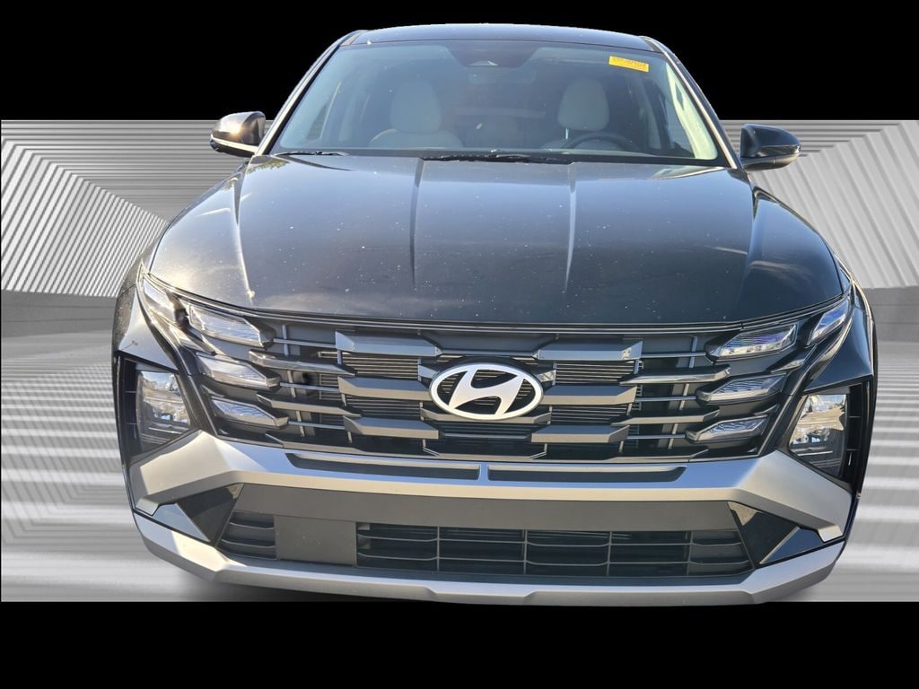 Used 2025 Hyundai Tucson SE SUV