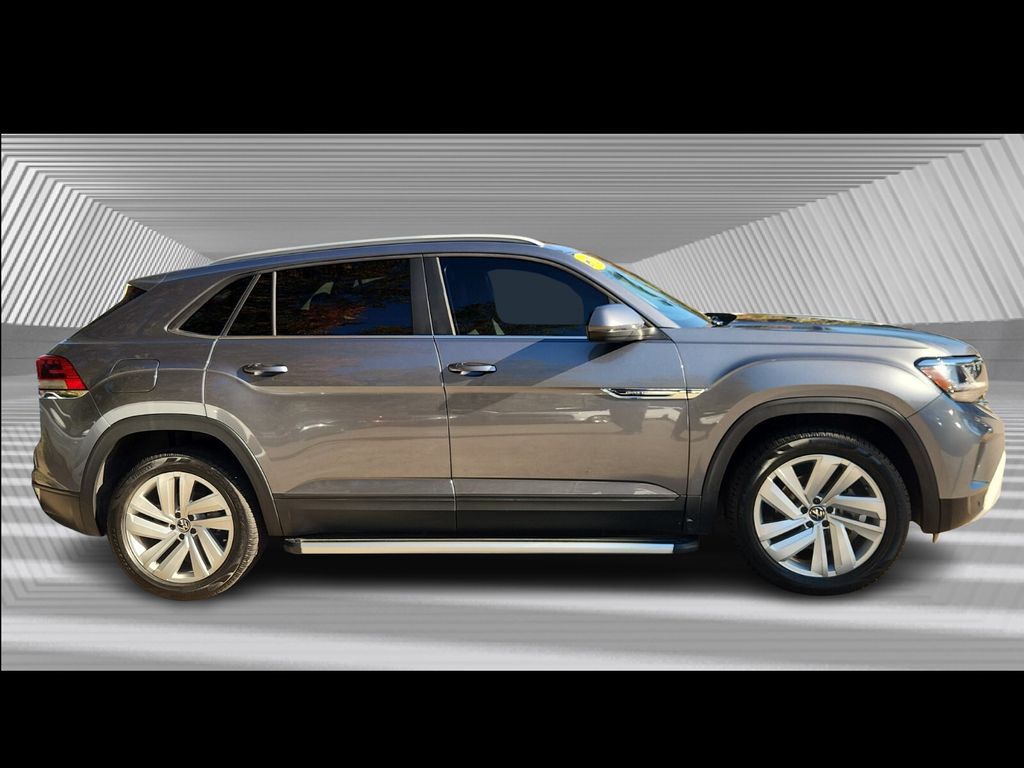 2020 Volkswagen Atlas Cross Sport V6 SE Technology photo 3