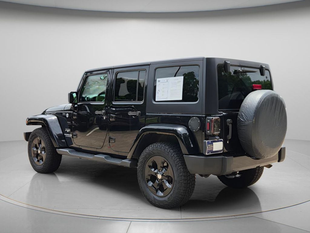 2016 Jeep Wrangler Unlimited Sahara - Photo 6