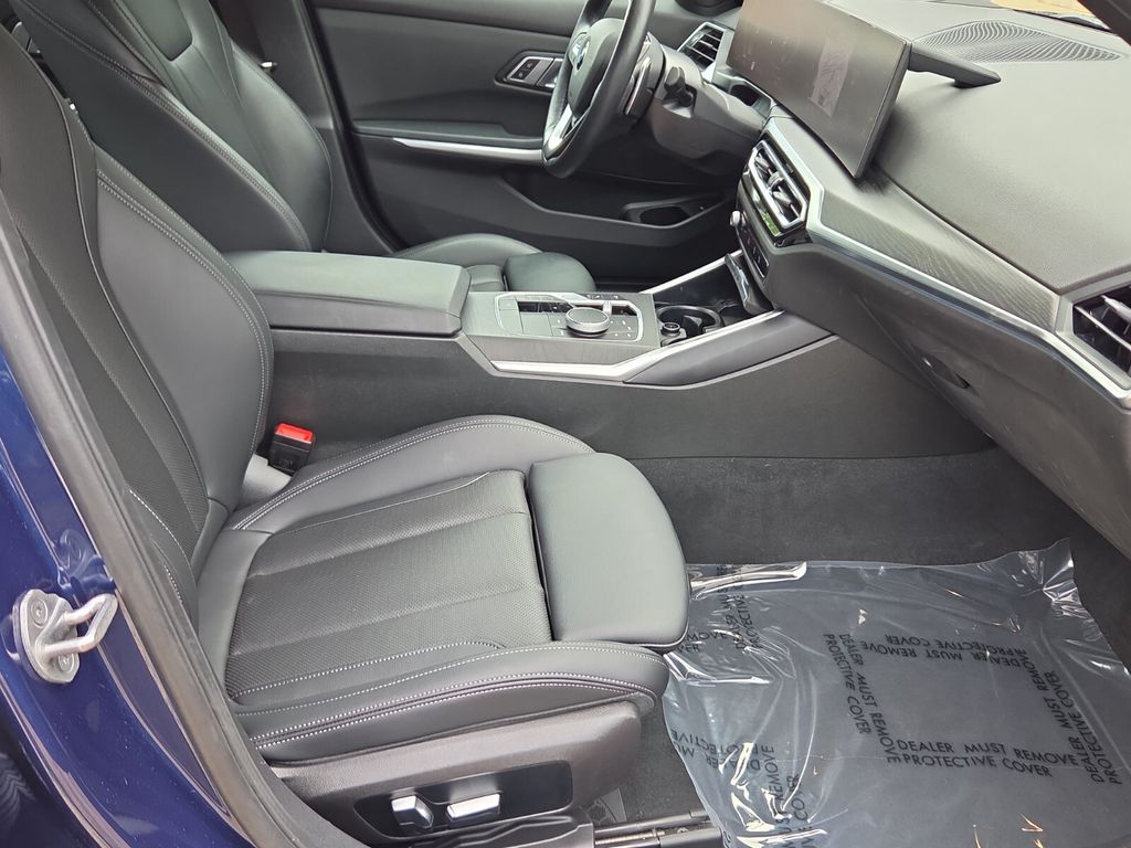 2023 BMW 3 Series 330i - Photo 19