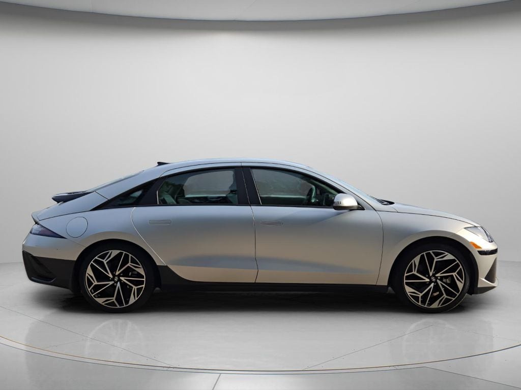 2024 Hyundai IONIQ 6 SEL - Photo 8