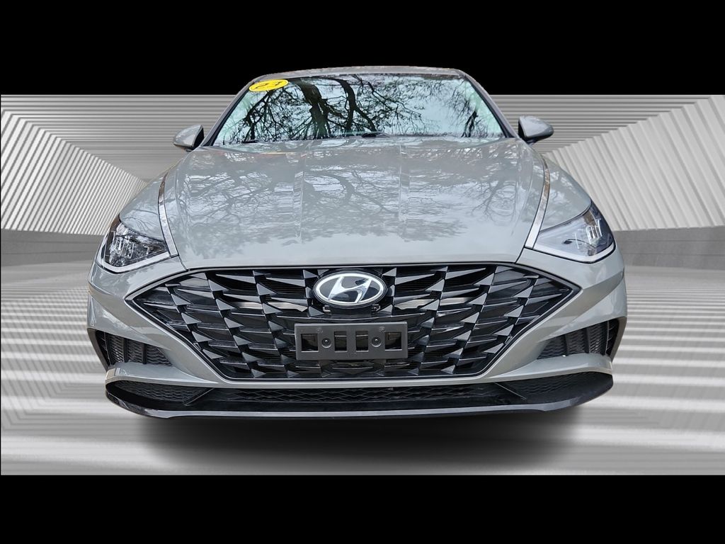2023 Hyundai Sonata SEL photo 2