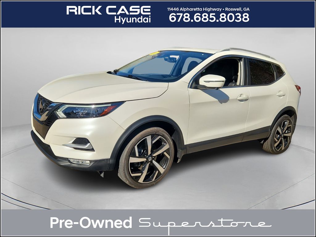 2021 Nissan Rogue Sport SL's photo