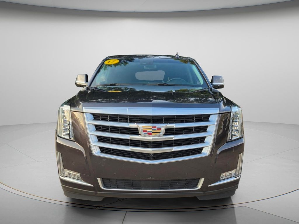 Used 2017 Cadillac Escalade Luxury SUV