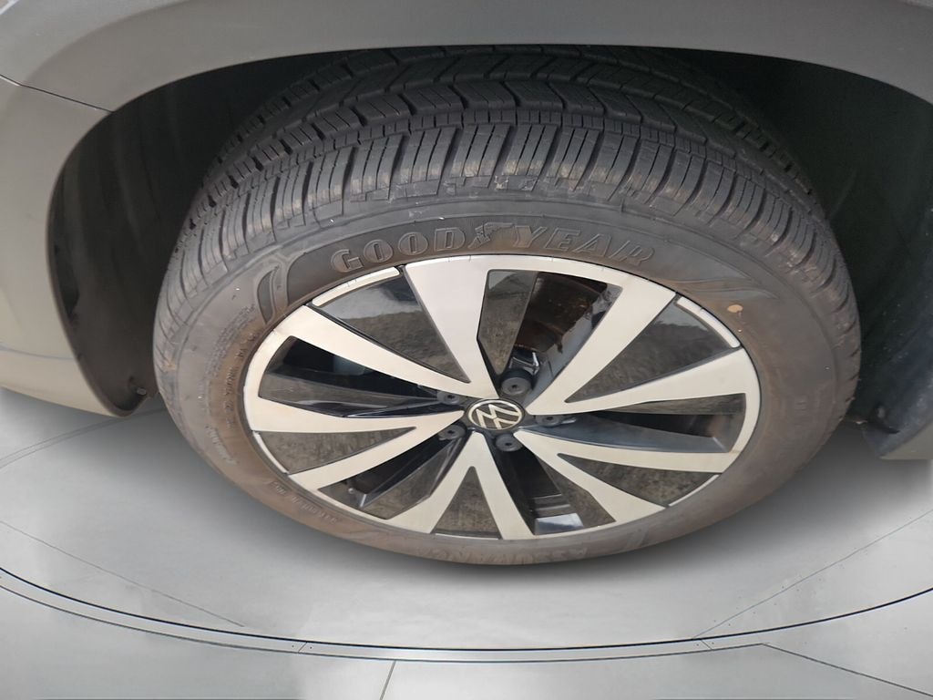 Used 2023 Volkswagen Taos 1.5T SE SUV