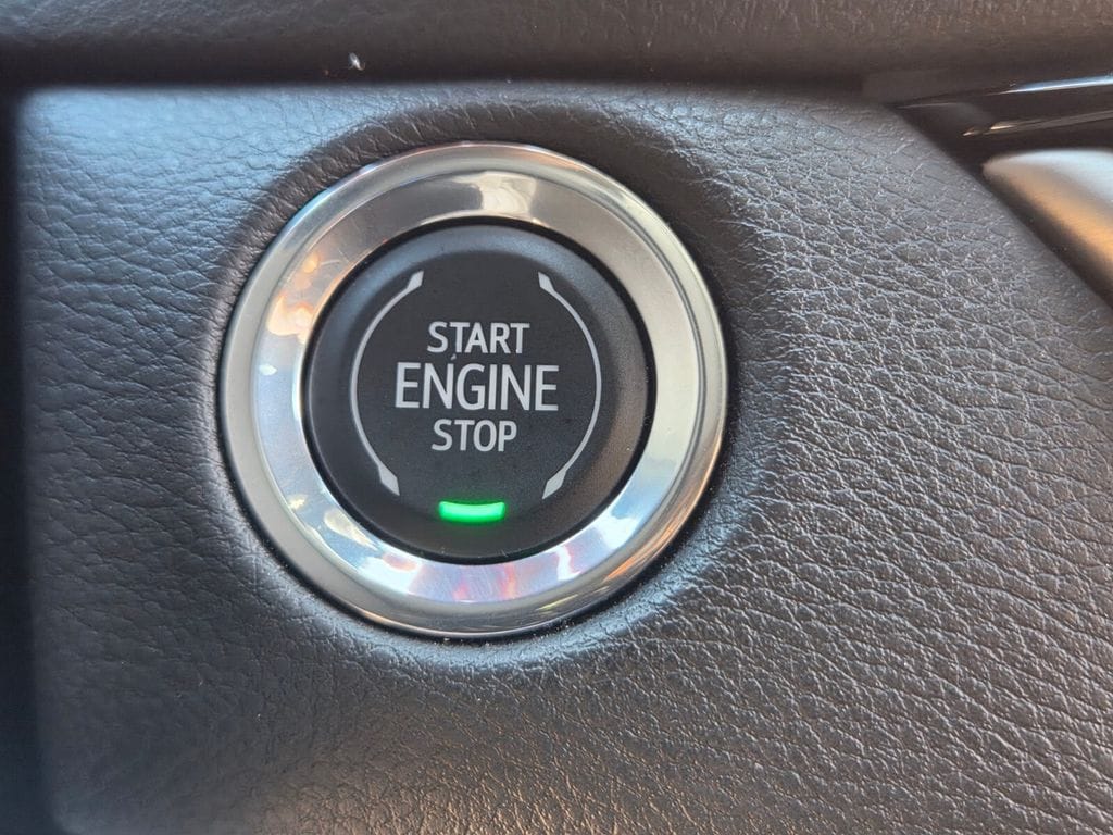 2024 Cadillac XT4 Sport - Photo 23
