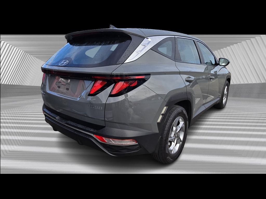 2024 Hyundai Tucson SE photo 3