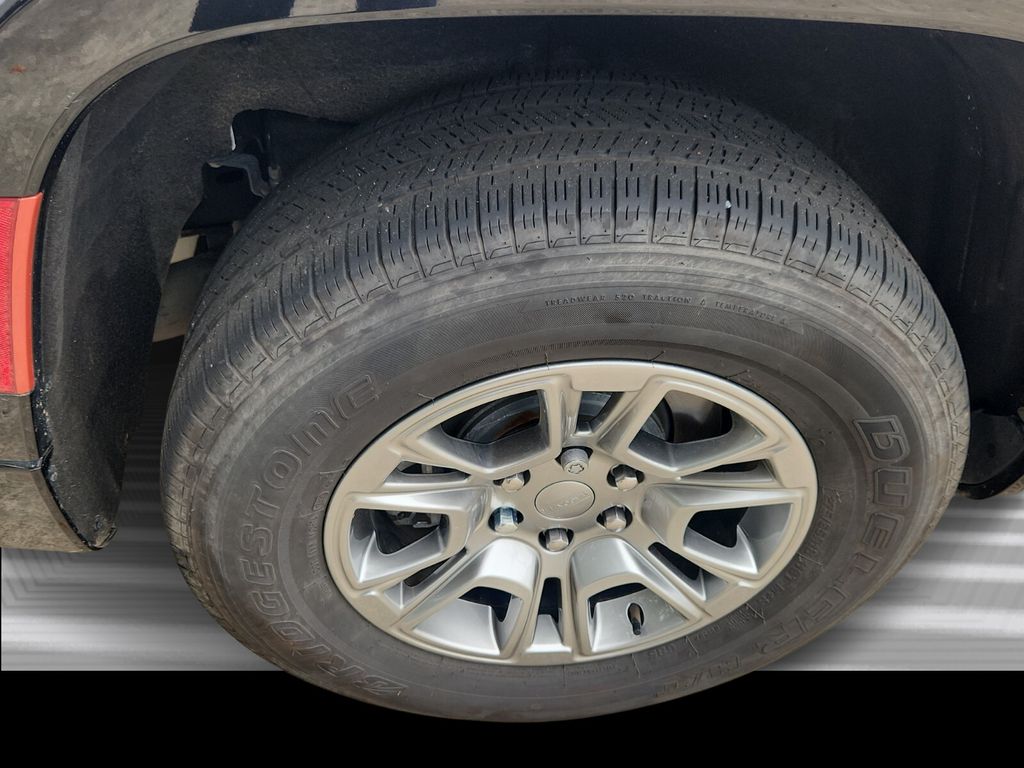2023 Jeep Wagoneer Base photo 4
