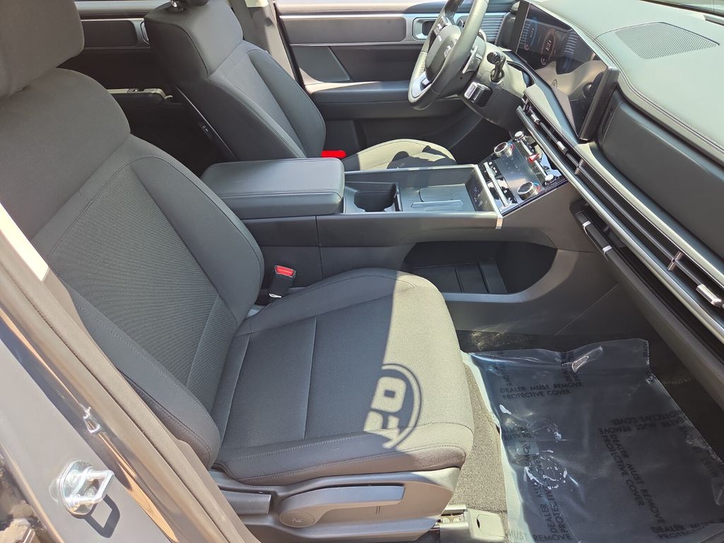 2026 Hyundai Santa Fe SE - Photo 18