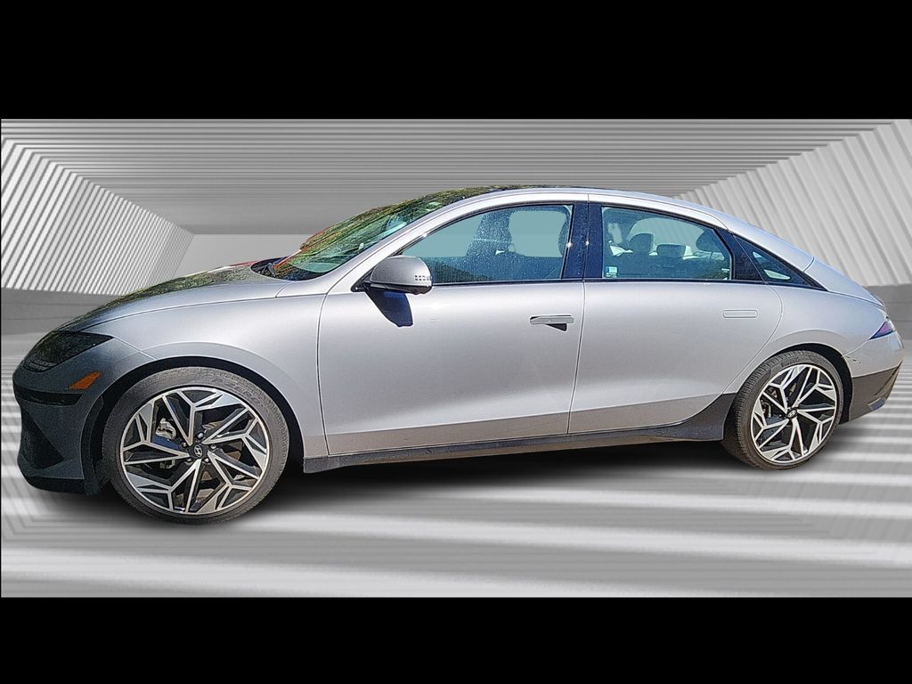 2023 Hyundai Ioniq 6 Limited photo 2