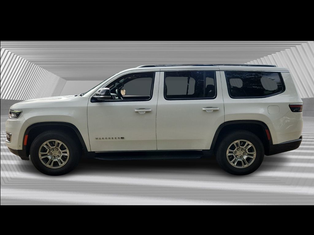 2023 Jeep Wagoneer Base photo 2