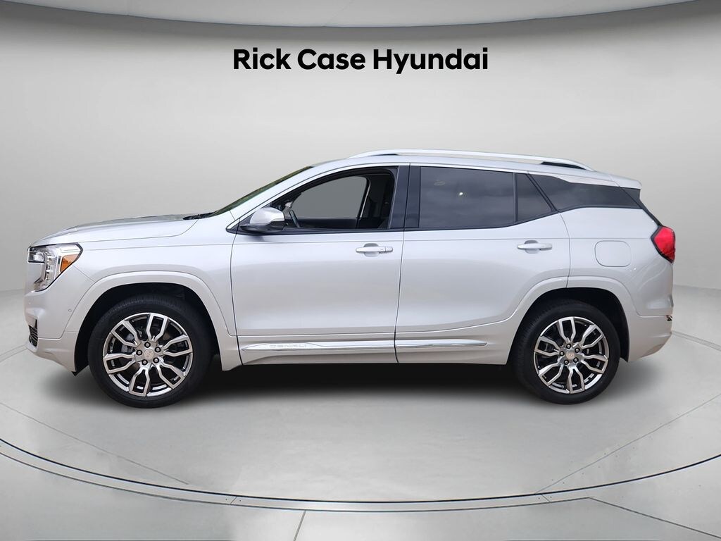 Used 2022 GMC Terrain Denali SUV
