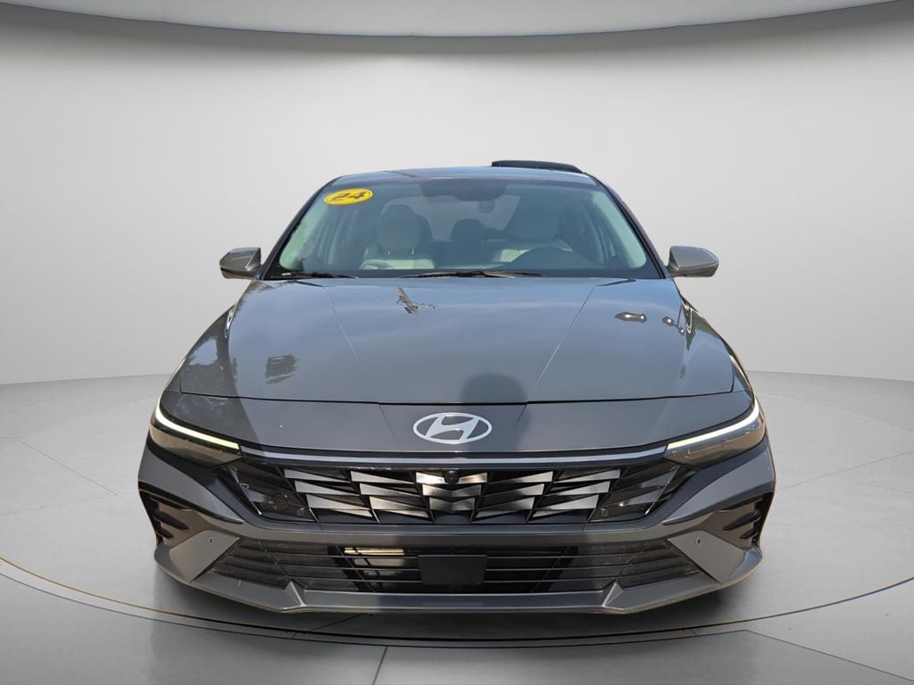 Used 2024 Hyundai Elantra Limited Sedan