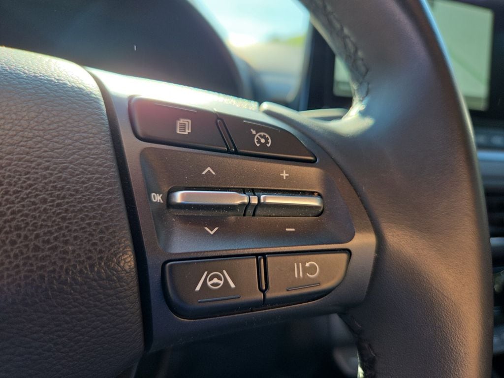 2023 Hyundai Kona SEL - Photo 26