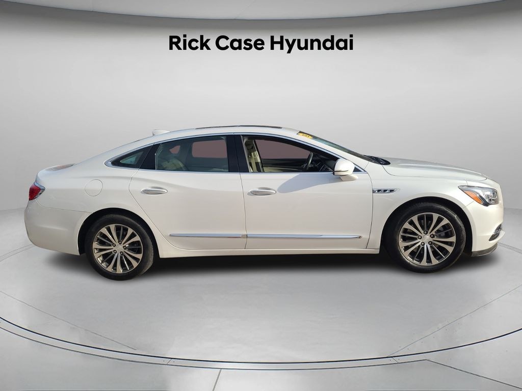 Used 2019 Buick Lacrosse Essence Sedan