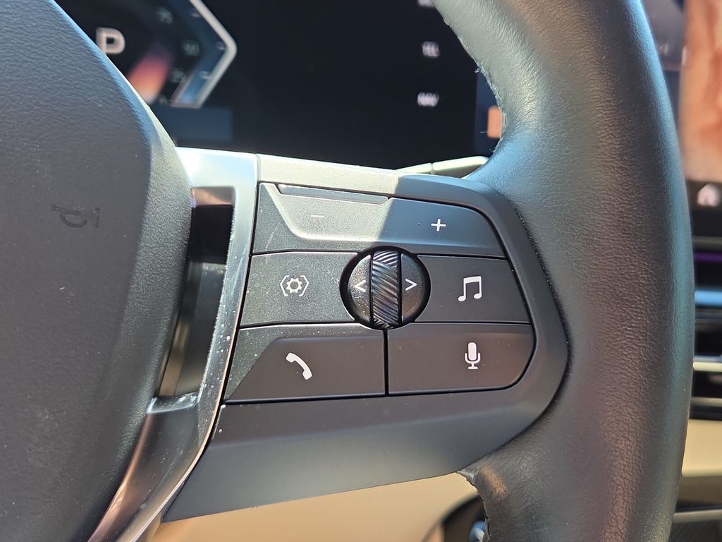 2024 BMW X1 28i - Photo 25
