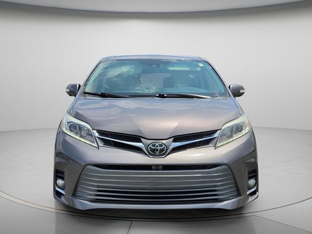 2019 Toyota Sienna 8